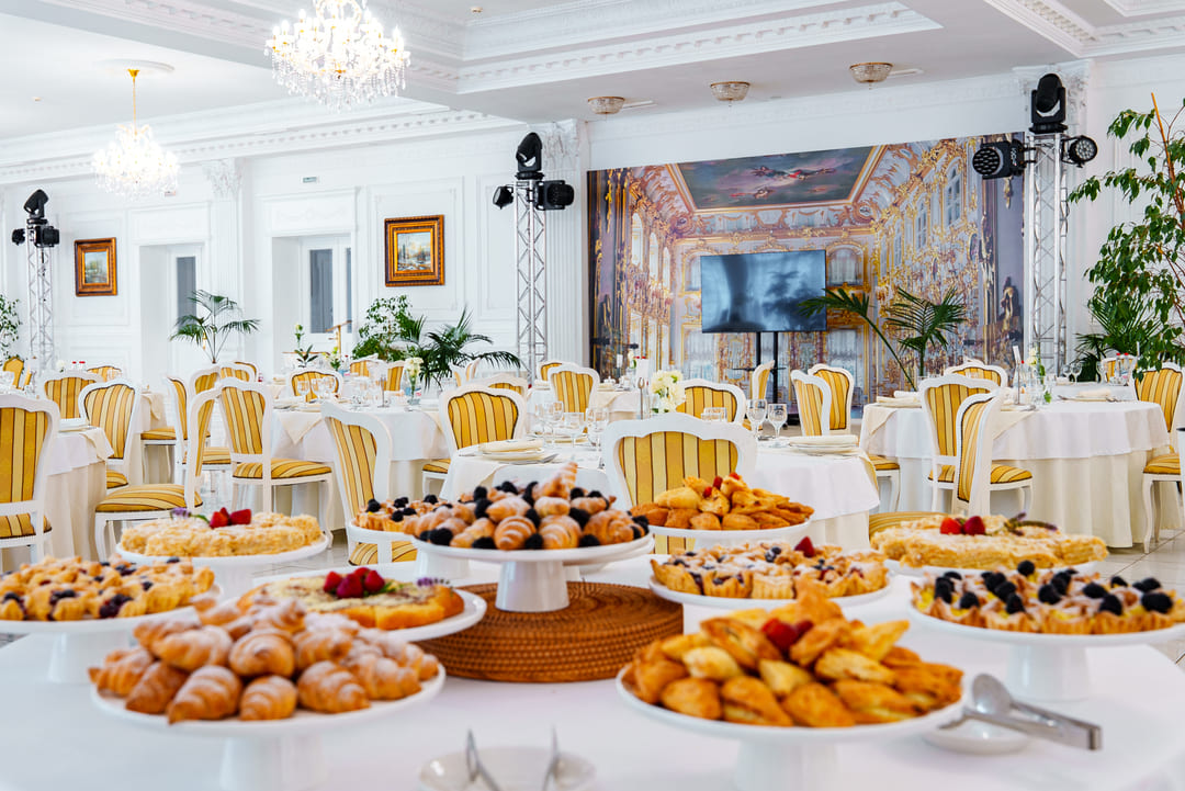 Банкетный зал WHITE HALL